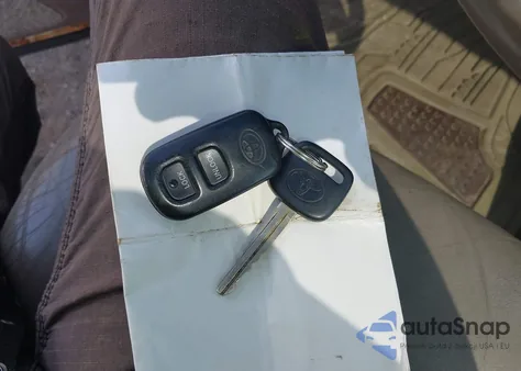 2006 Toyota Tundra Limited V8 из США, поврежденный, VIN 5TBDT48136S537361